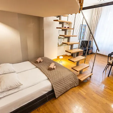 Vintage Senacka Apartament