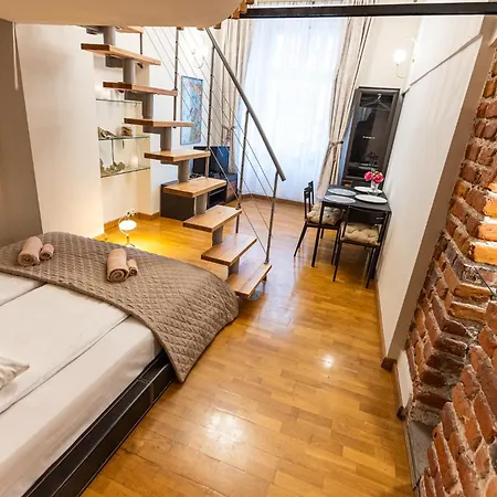 Vintage Senacka Lejlighed